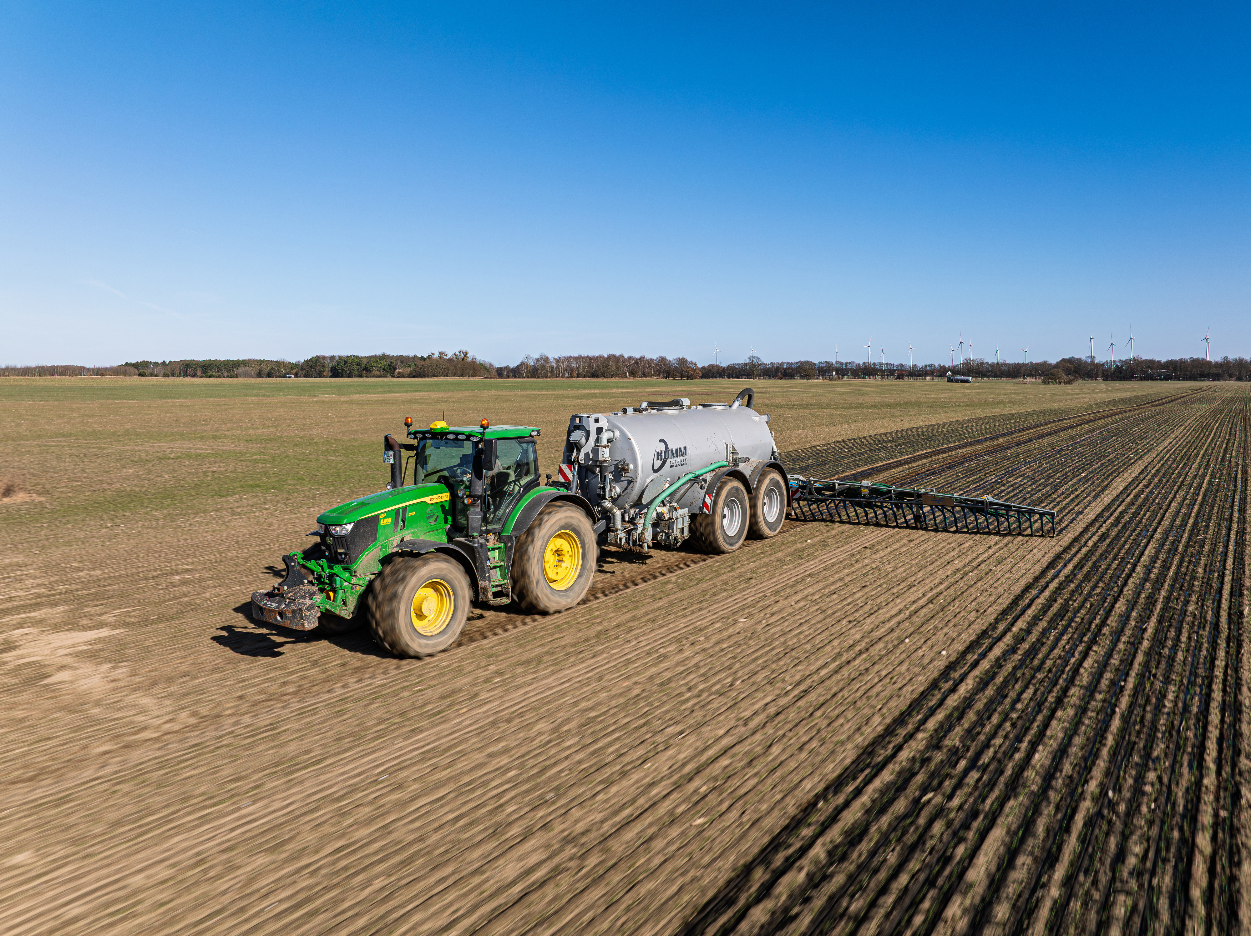 John Deere 6R250 Kumm Gülletechnik